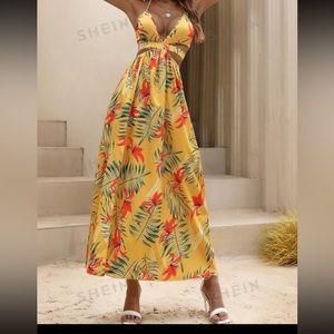 Women’s floral size medium dress.